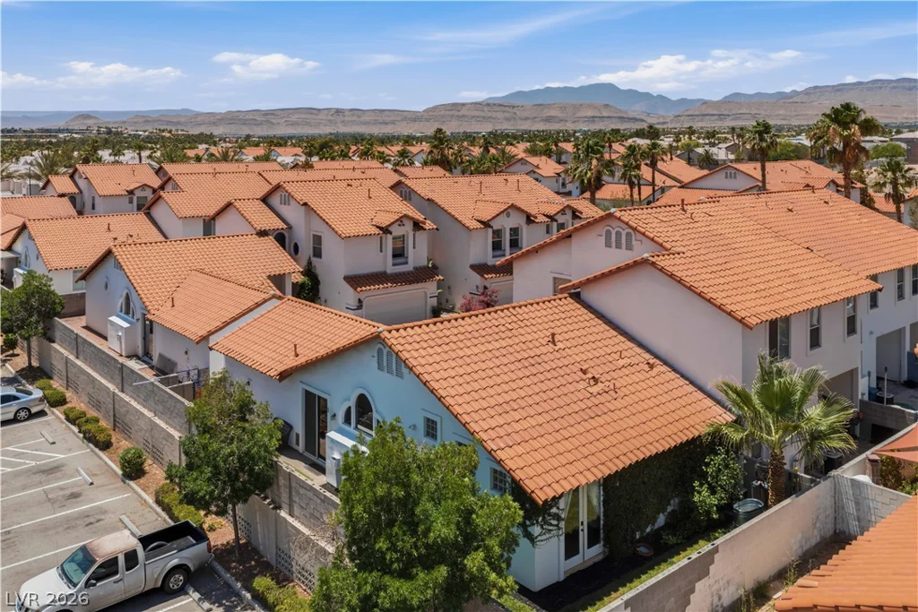 8710 Villa Ariel, Las Vegas, NV 89147