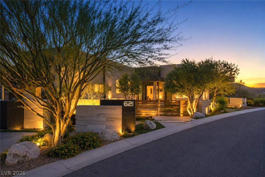 621 Majestic Rim, Henderson, NV 89012
