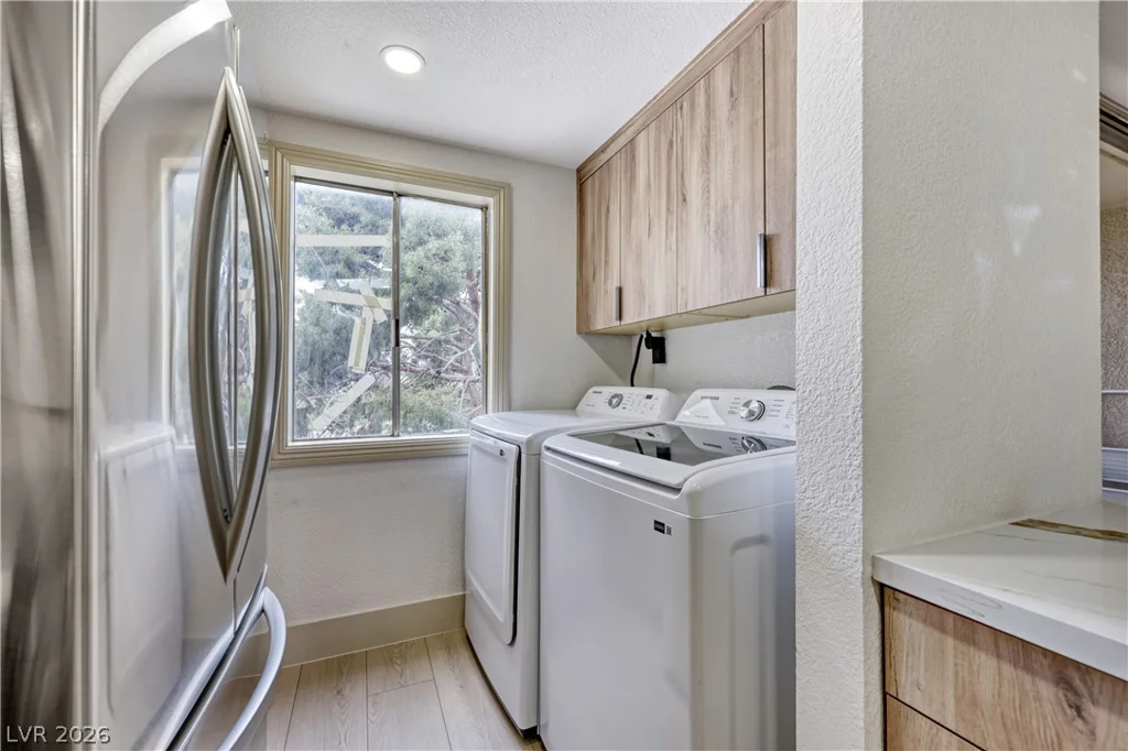 750 Royal Crest, Las Vegas, NV 89169