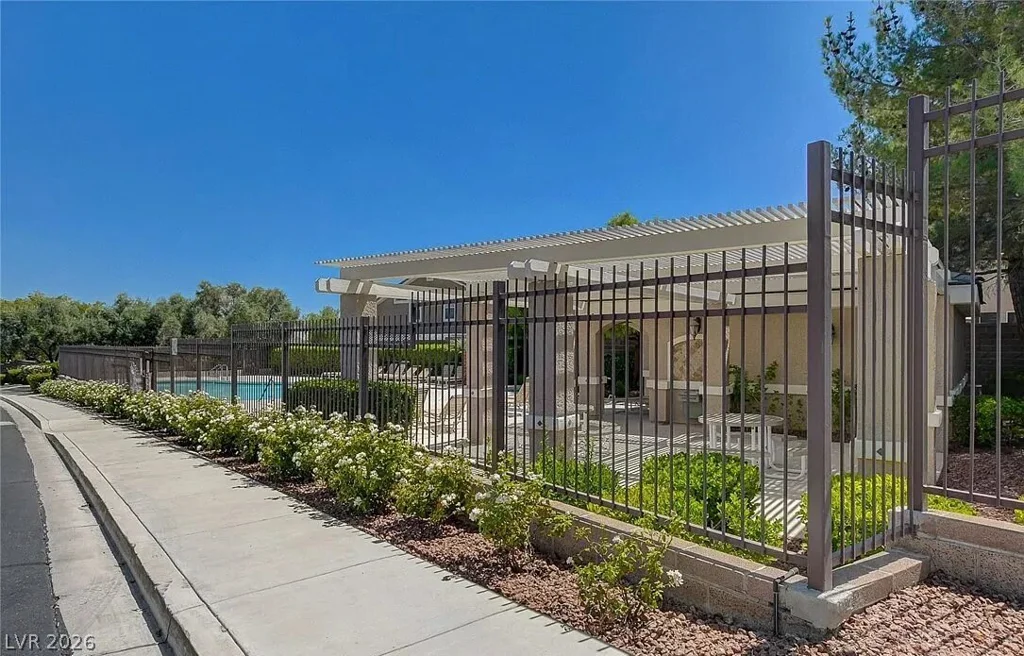 10300 Forum Hills, Las Vegas, NV 89144