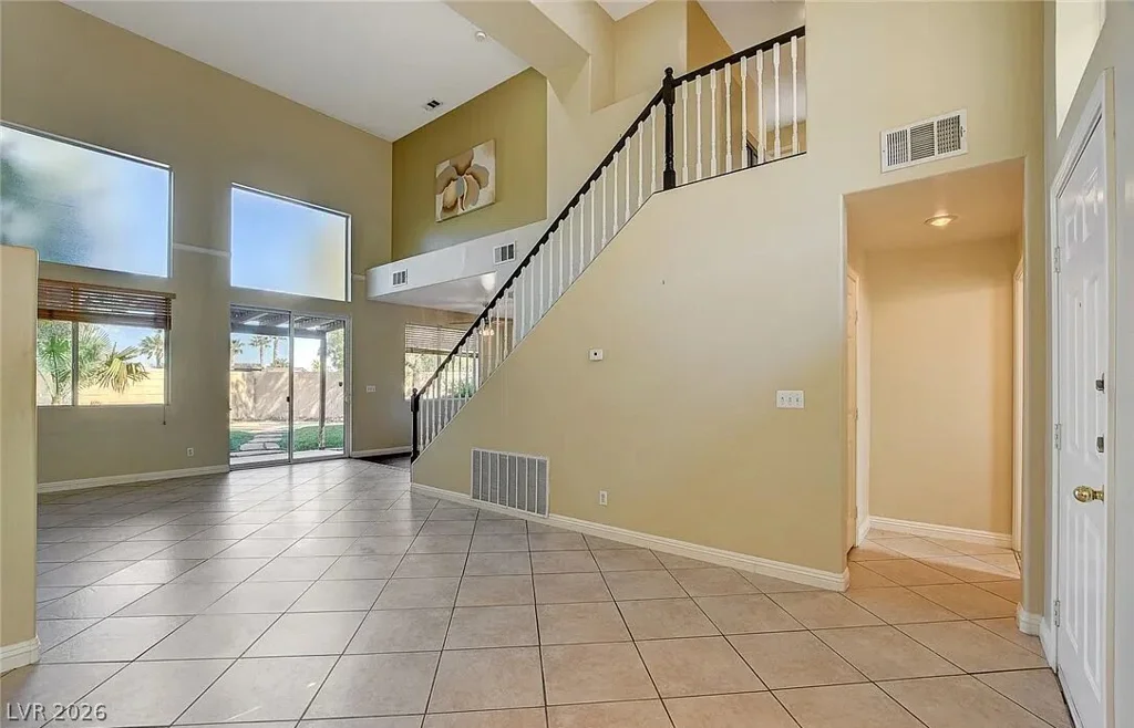 10300 Forum Hills, Las Vegas, NV 89144