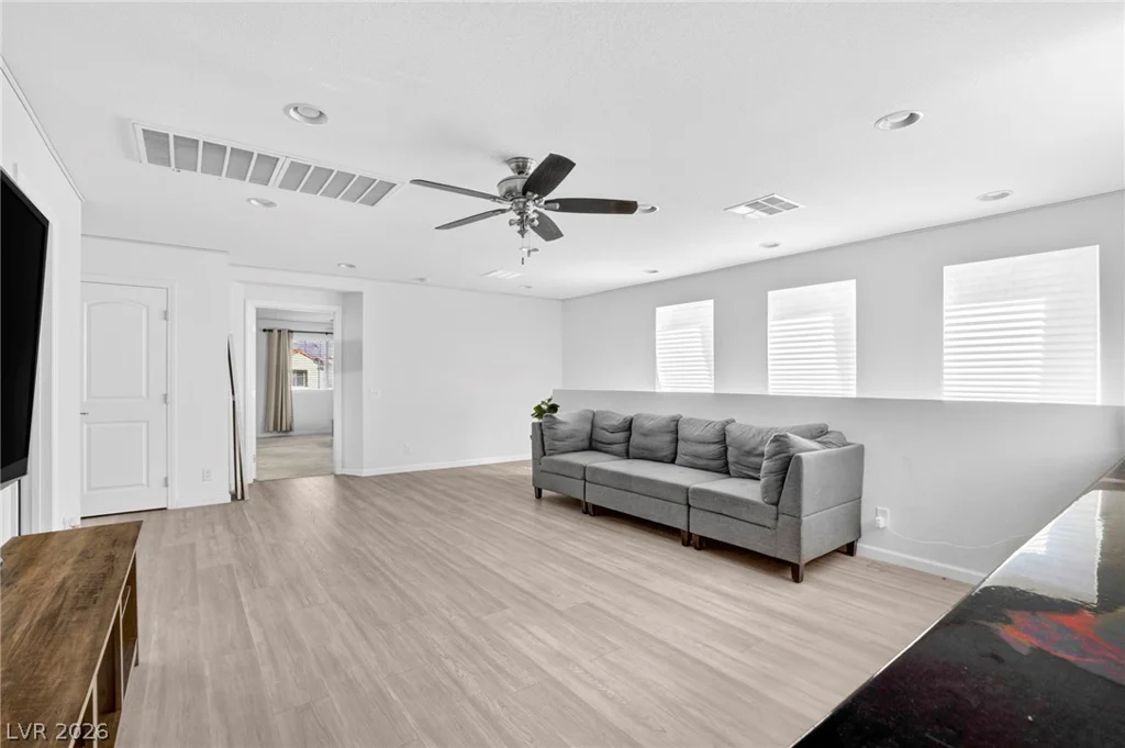 6281 Angora Peak, Las Vegas, NV 89115