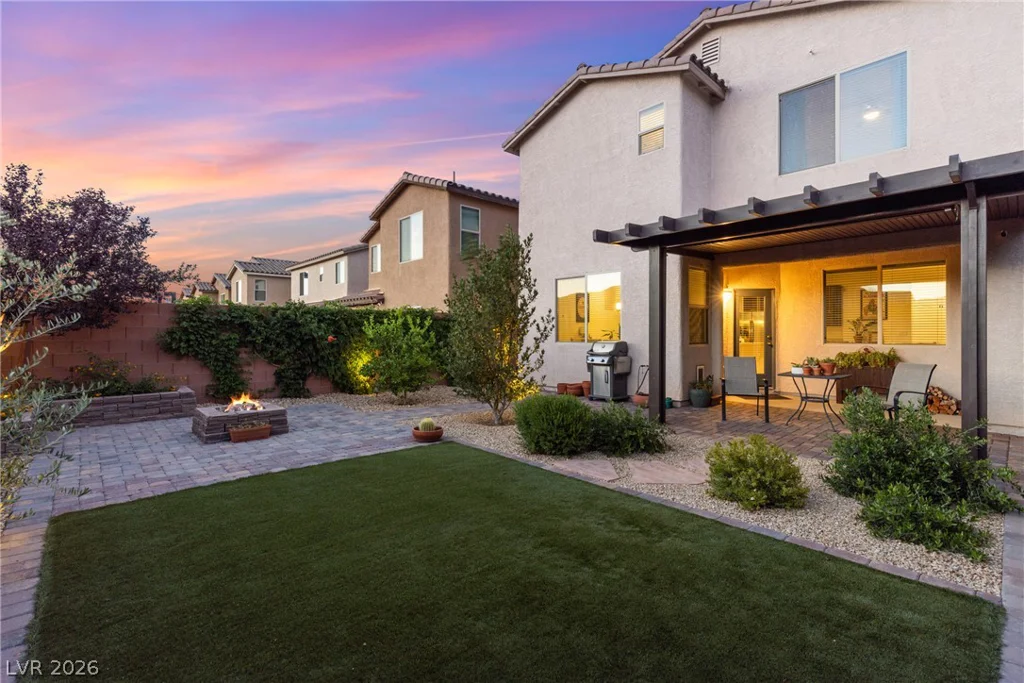 891 Earth Luster Road, Las Vegas, NV 89178