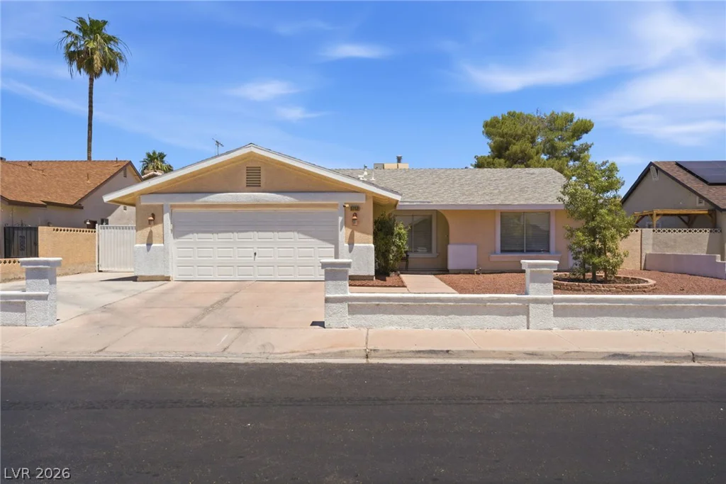 5752 Arbor Oak, Las Vegas, NV 89142