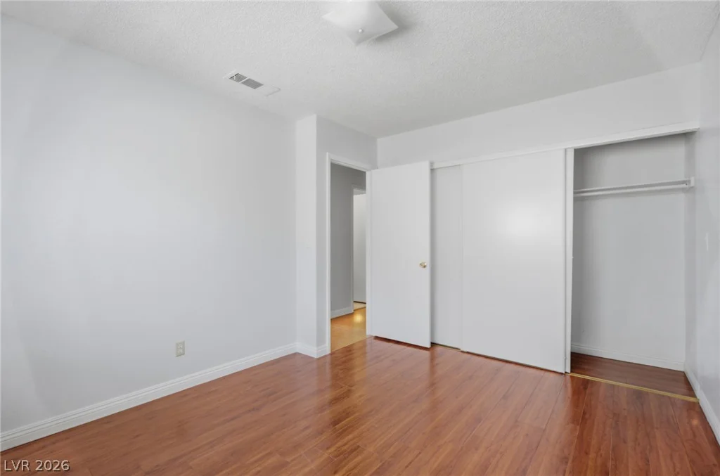 5752 Arbor Oak, Las Vegas, NV 89142