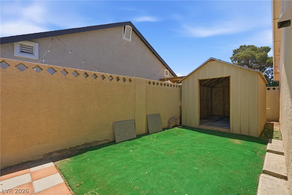 5752 Arbor Oak, Las Vegas, NV 89142