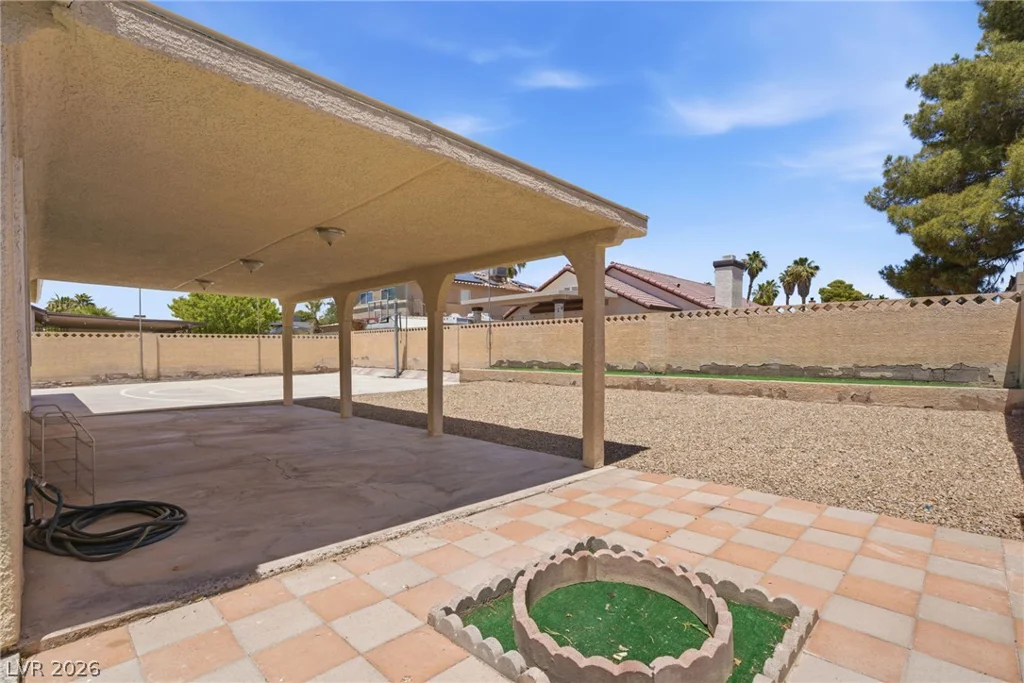 5752 Arbor Oak, Las Vegas, NV 89142