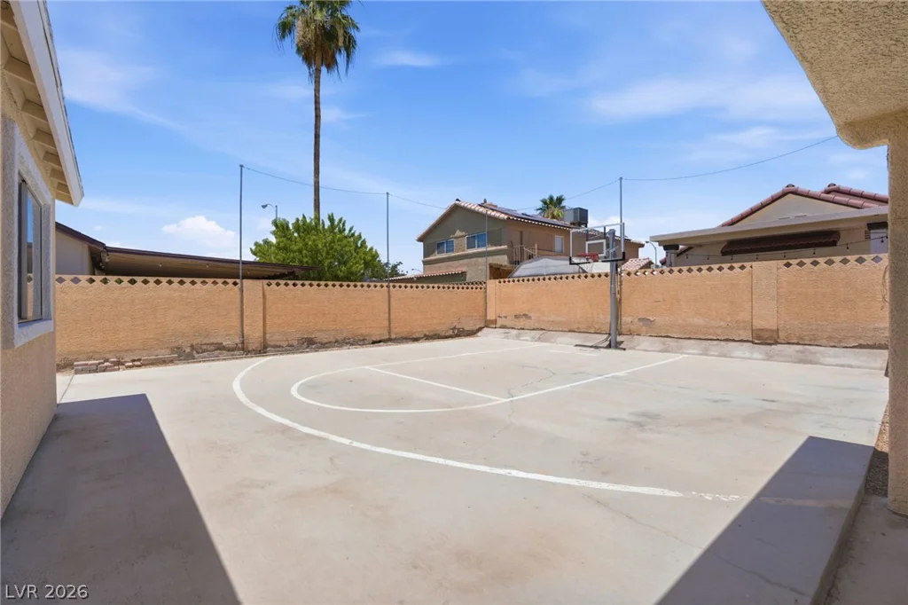 5752 Arbor Oak, Las Vegas, NV 89142