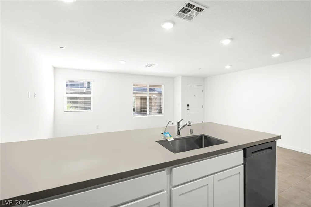 2321 Rip, North Las Vegas, NV 89081