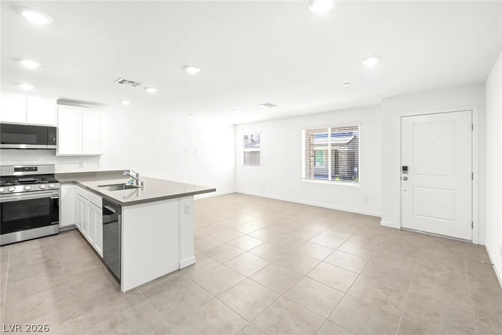 2321 Rip, North Las Vegas, NV 89081