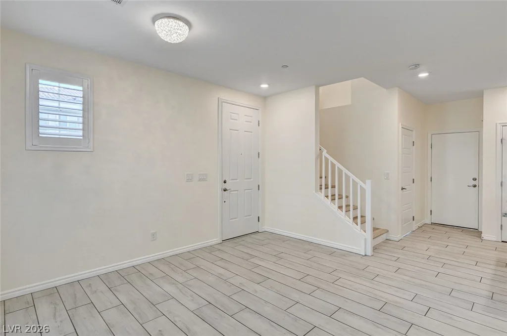 7358 Decatur, Las Vegas, NV 89131