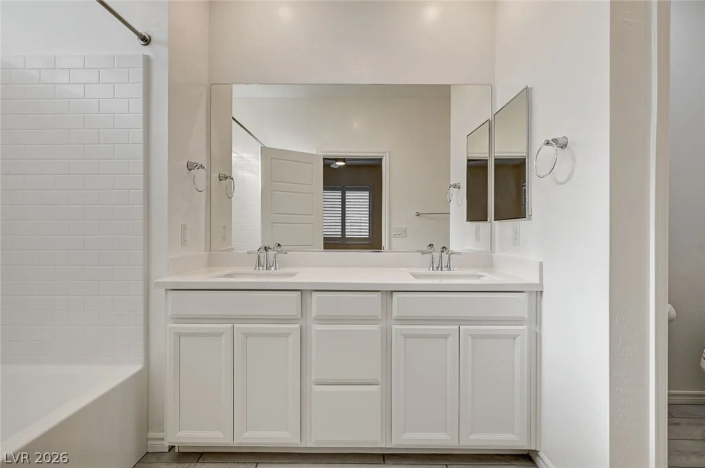 7358 Decatur, Las Vegas, NV 89131