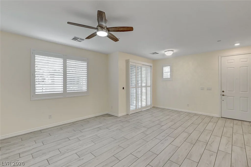 7358 Decatur, Las Vegas, NV 89131