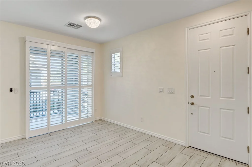 7358 Decatur, Las Vegas, NV 89131