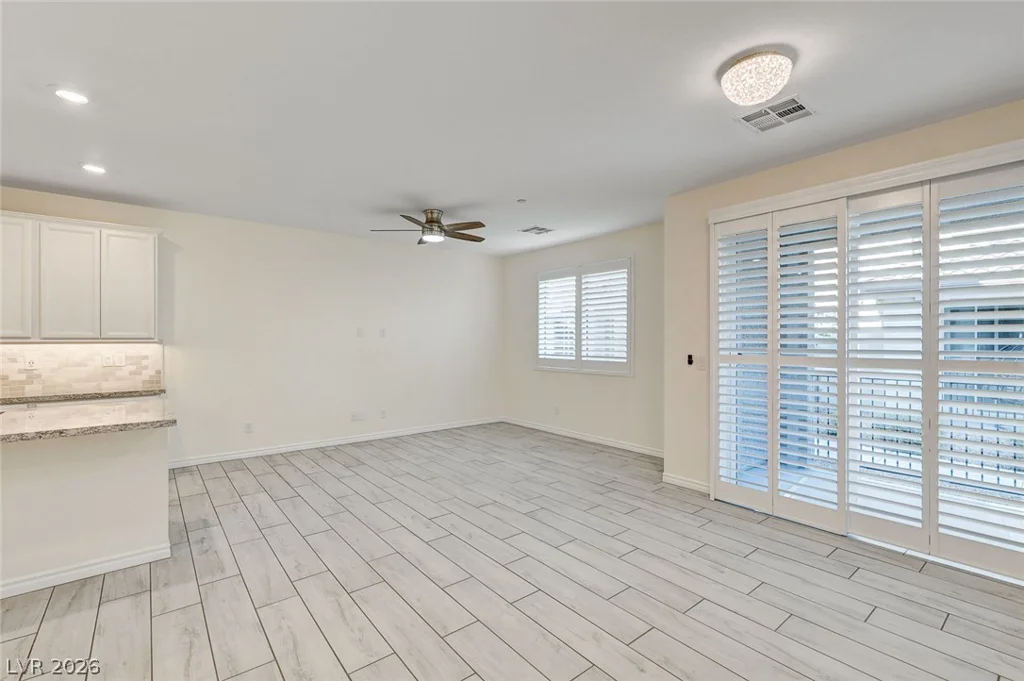 7358 Decatur, Las Vegas, NV 89131