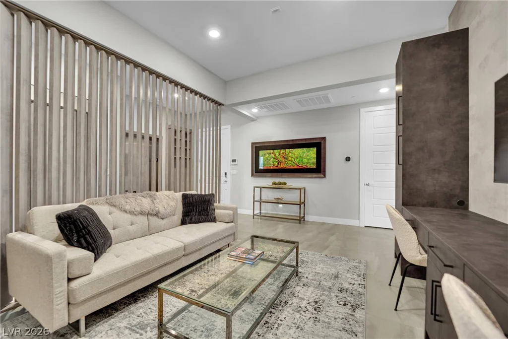 9141 Las Manaitas, Las Vegas, NV 89144
