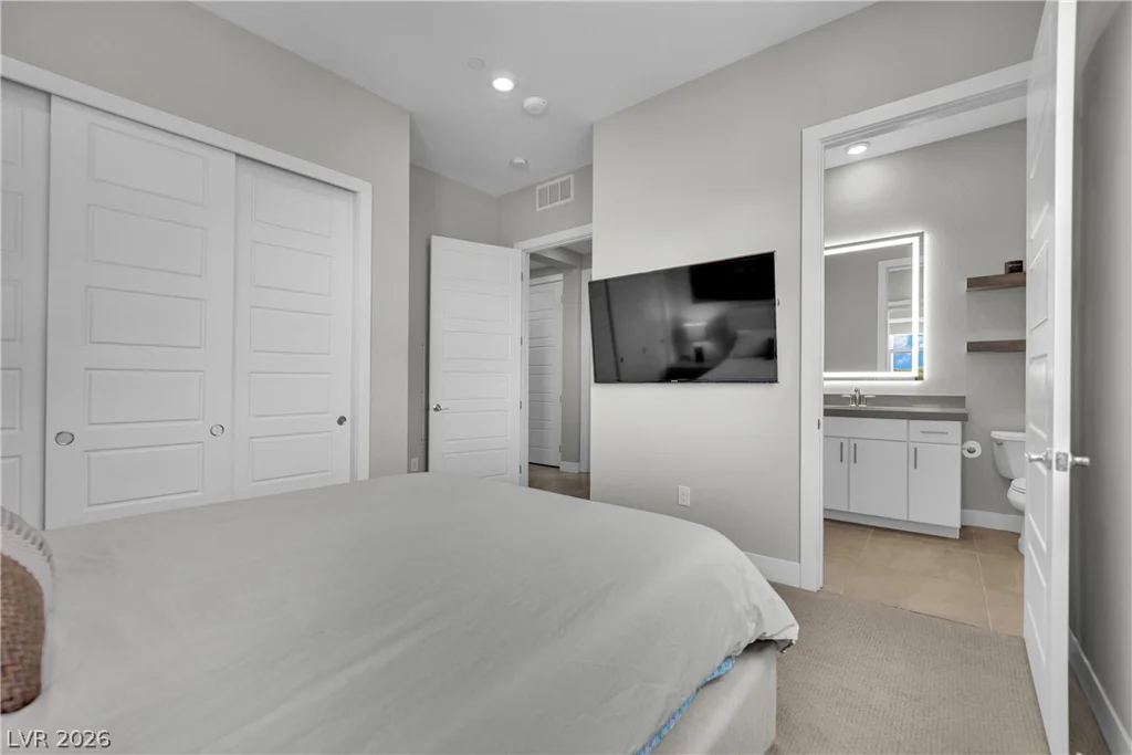 9141 Las Manaitas, Las Vegas, NV 89144