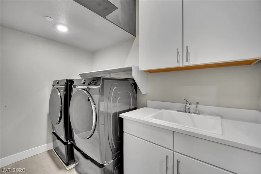 9141 Las Manaitas, Las Vegas, NV 89144