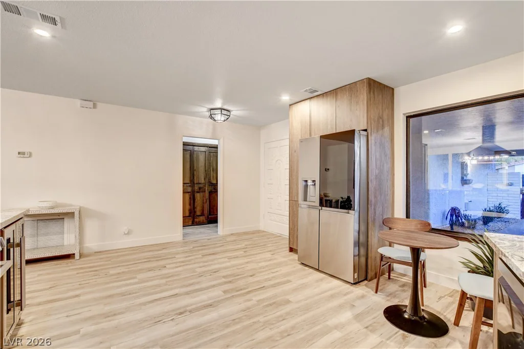 2100 Plaza Del Padre, Las Vegas, NV 89102