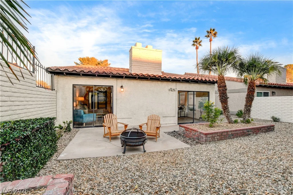 2100 Plaza Del Padre, Las Vegas, NV 89102