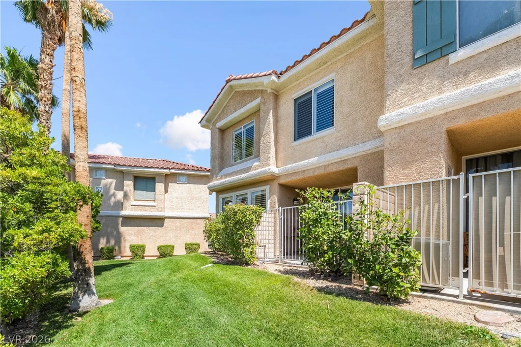 251 Green Valley, Henderson, NV 89012