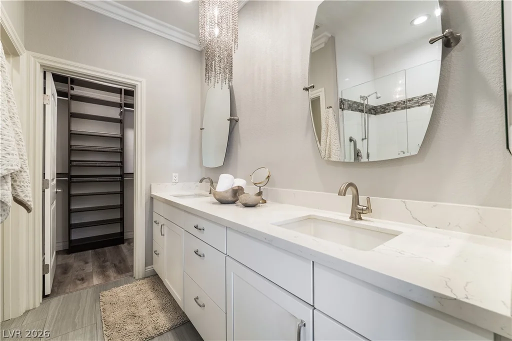 251 Green Valley, Henderson, NV 89012