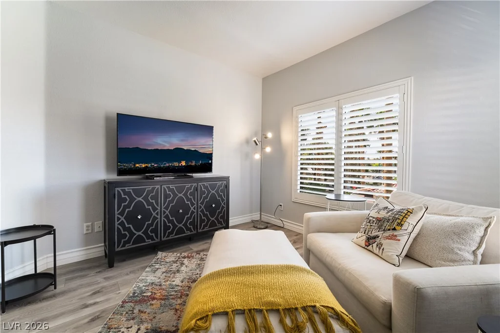251 Green Valley, Henderson, NV 89012