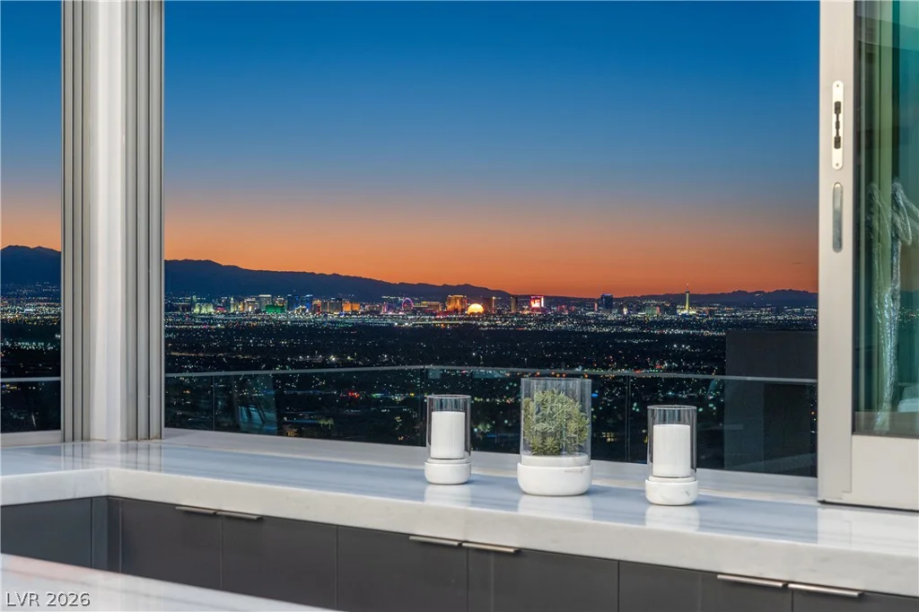 1205 Amber Rim, Henderson, NV 89012