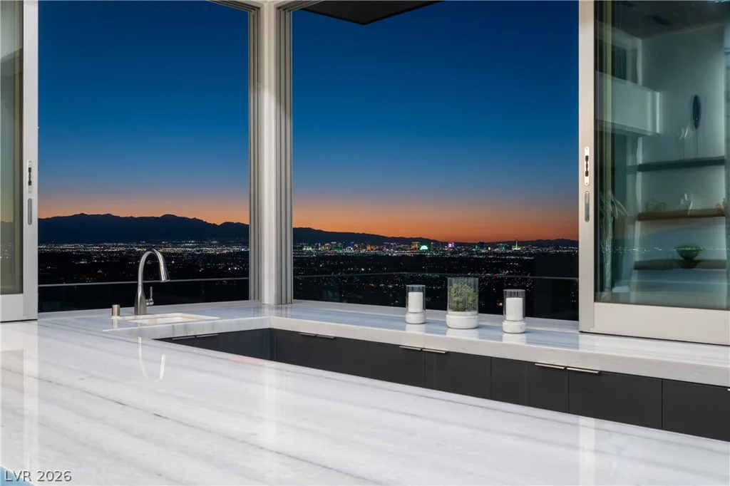 1205 Amber Rim, Henderson, NV 89012