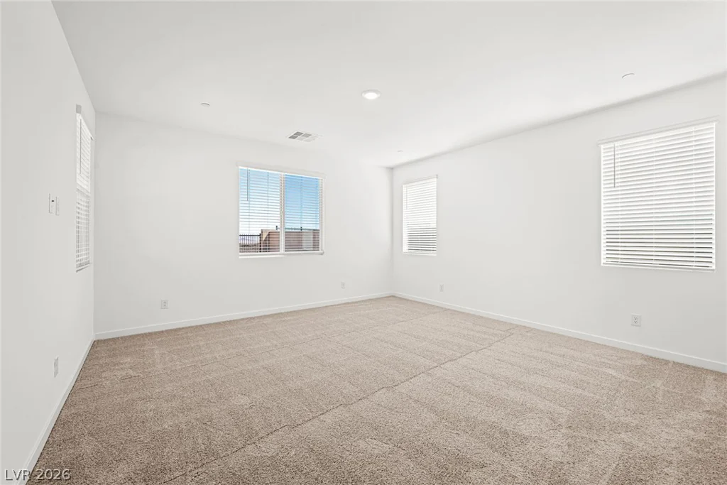 1468 Bianca Falls, Henderson, NV 89011