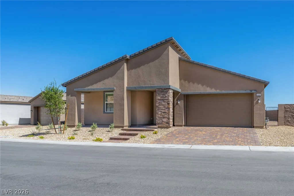 1468 Bianca Falls, Henderson, NV 89011
