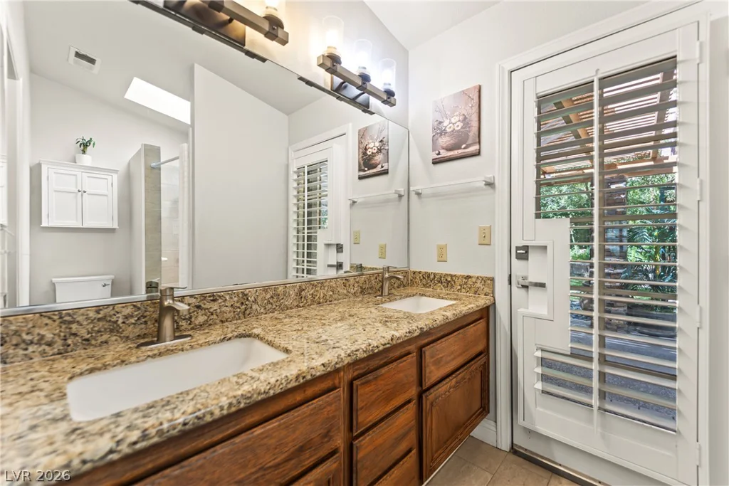 207 White Cloud, Henderson, NV 89074