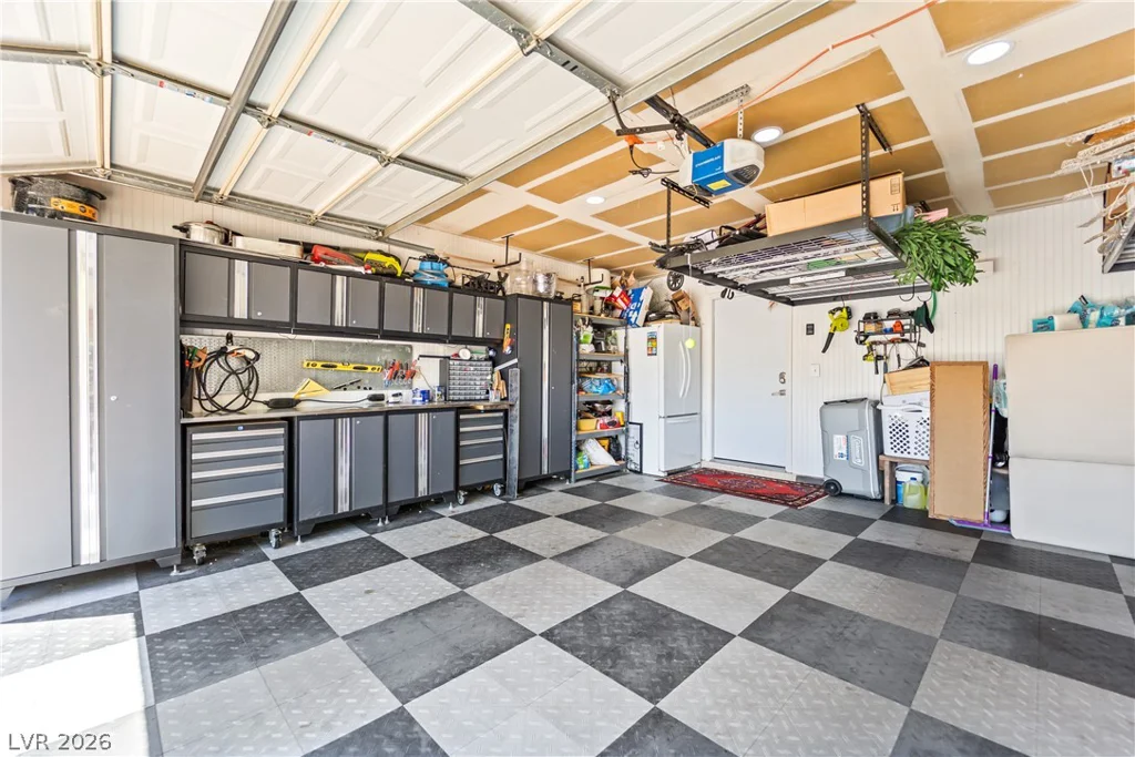 207 White Cloud, Henderson, NV 89074
