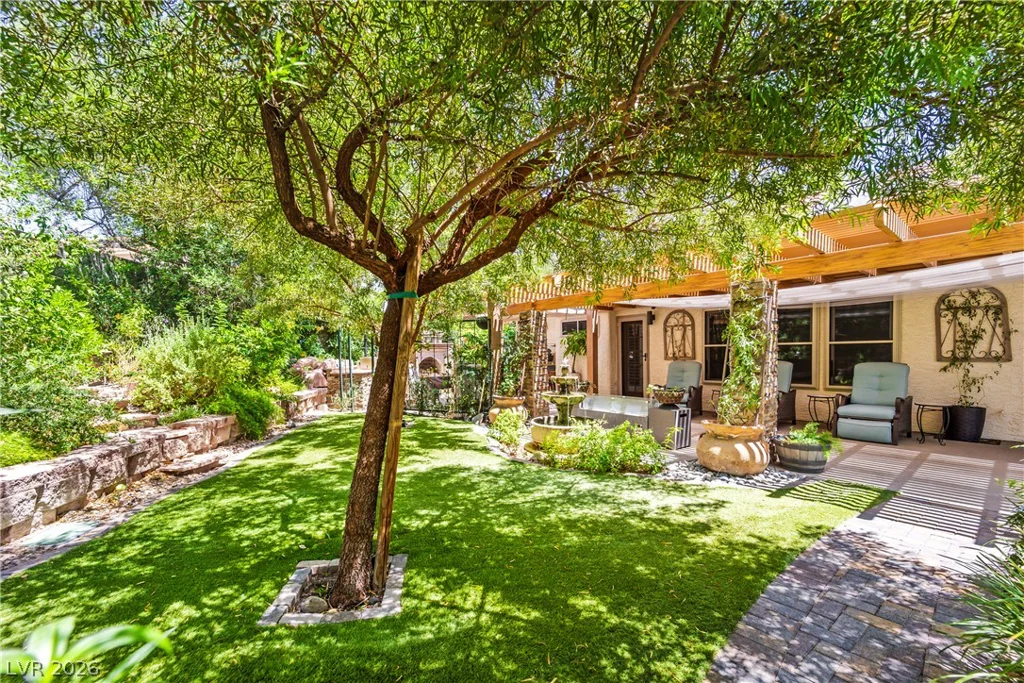 207 White Cloud, Henderson, NV 89074