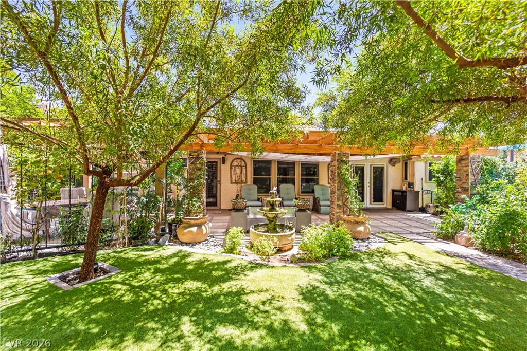 207 White Cloud, Henderson, NV 89074