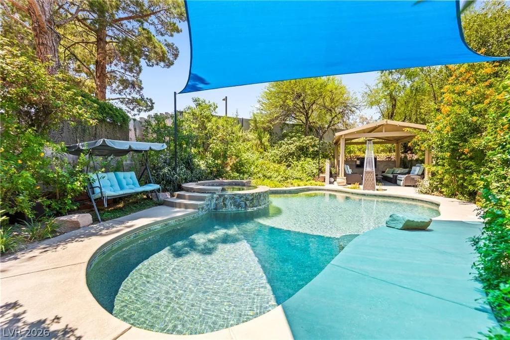 207 White Cloud, Henderson, NV 89074