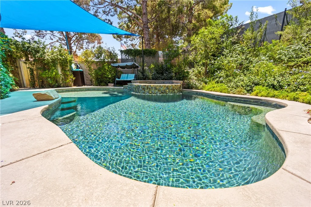 207 White Cloud, Henderson, NV 89074