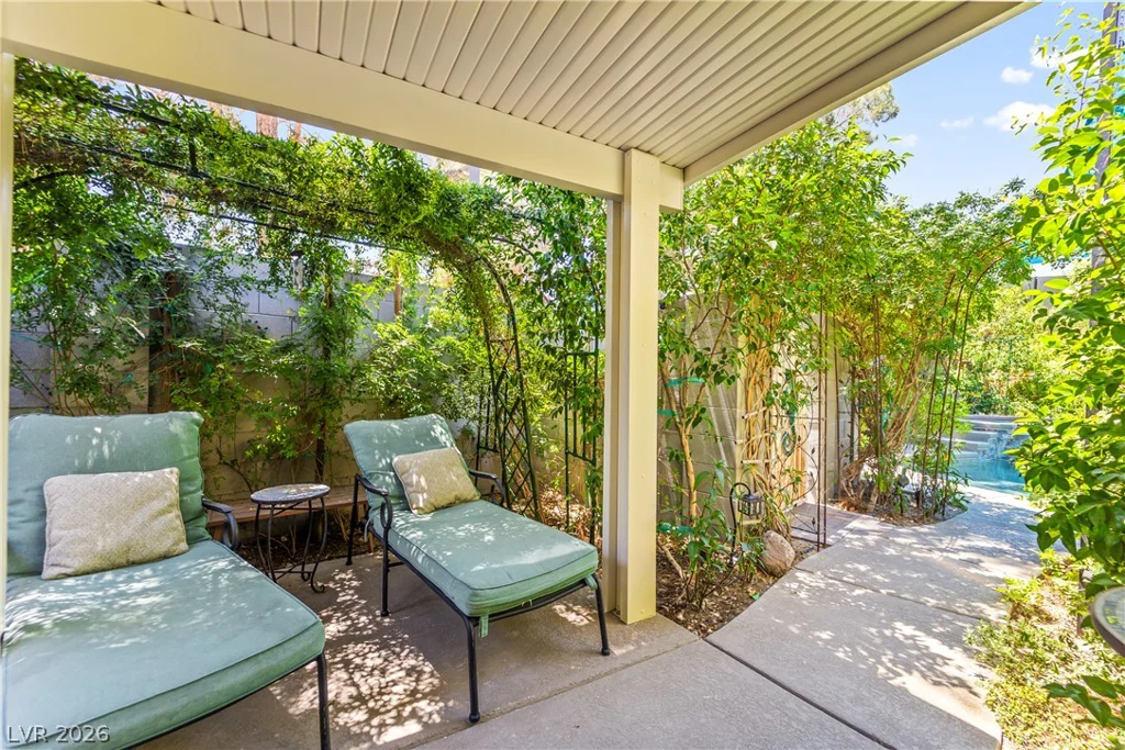207 White Cloud, Henderson, NV 89074