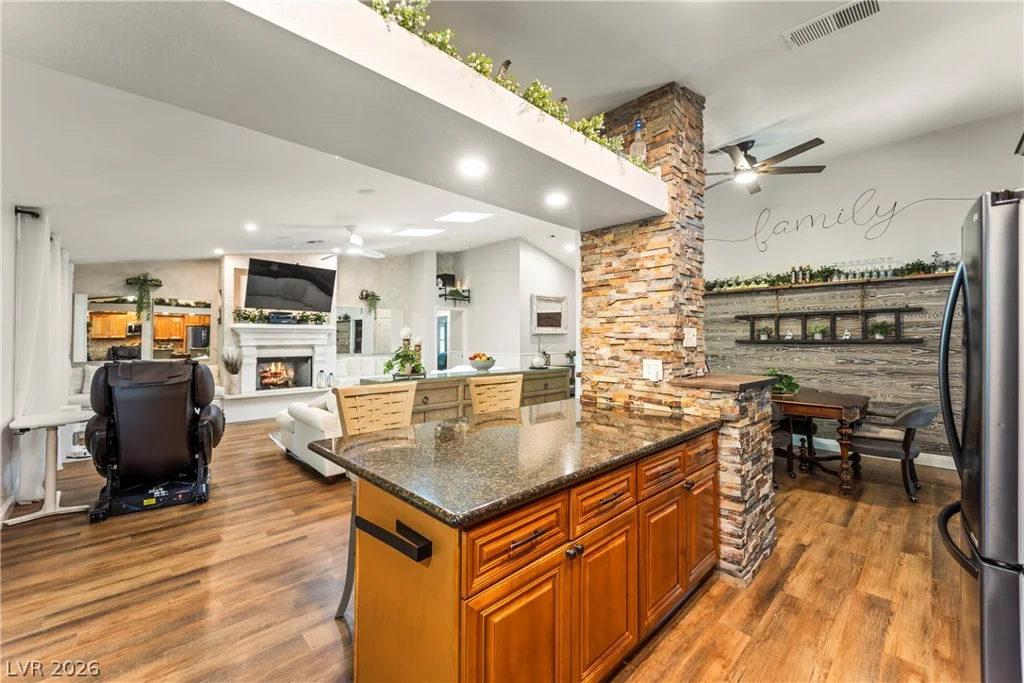 207 White Cloud, Henderson, NV 89074