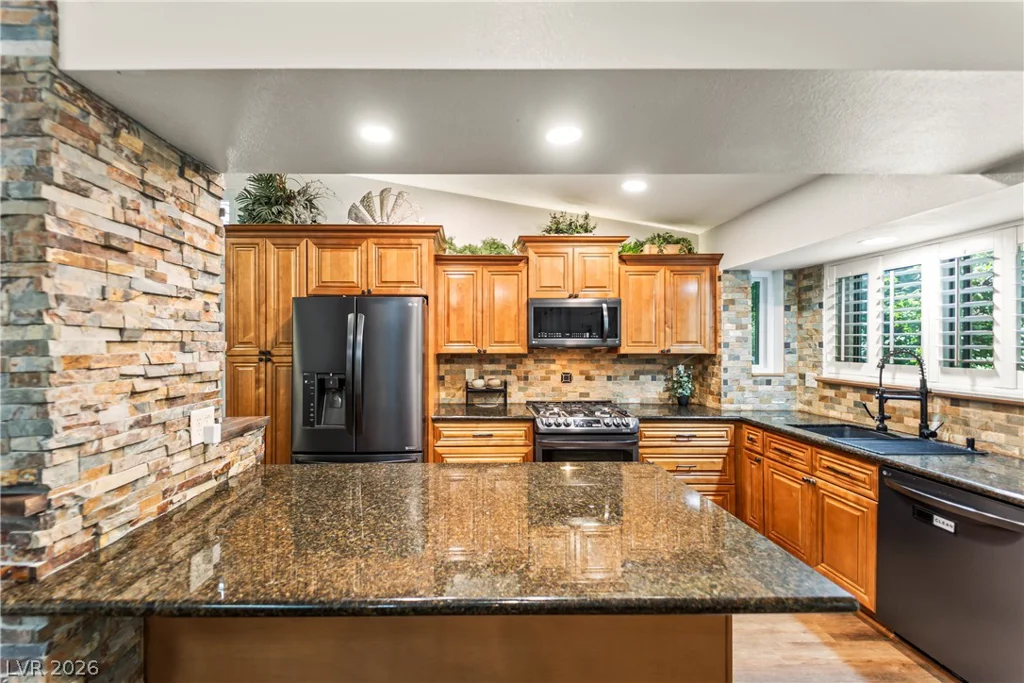 207 White Cloud, Henderson, NV 89074