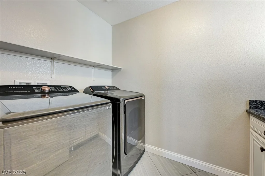 3869 Catlyn Woods, Las Vegas, NV 89141