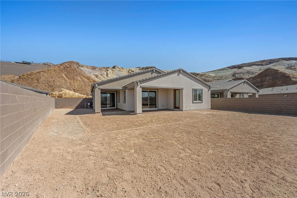1476 Bianca Falls, Henderson, NV 89011