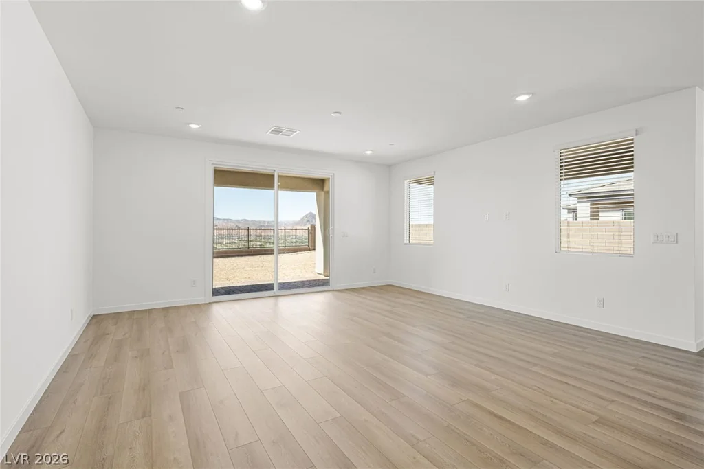 1476 Bianca Falls, Henderson, NV 89011