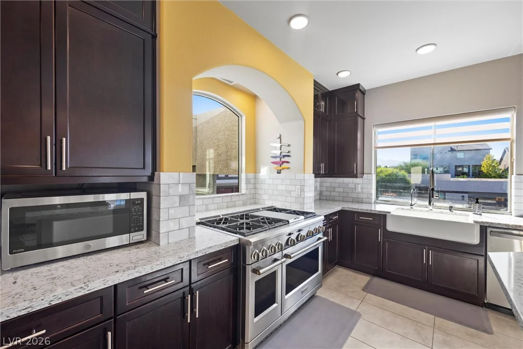 8620 Grove Mill, Las Vegas, NV 89139