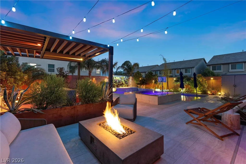 8620 Grove Mill, Las Vegas, NV 89139