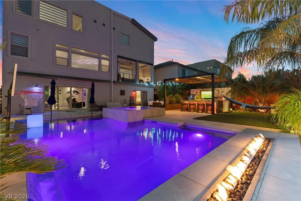8620 Grove Mill, Las Vegas, NV 89139