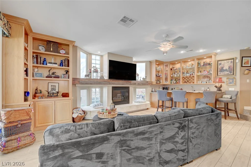 3849 Cranbrook Hill, Las Vegas, NV 89129