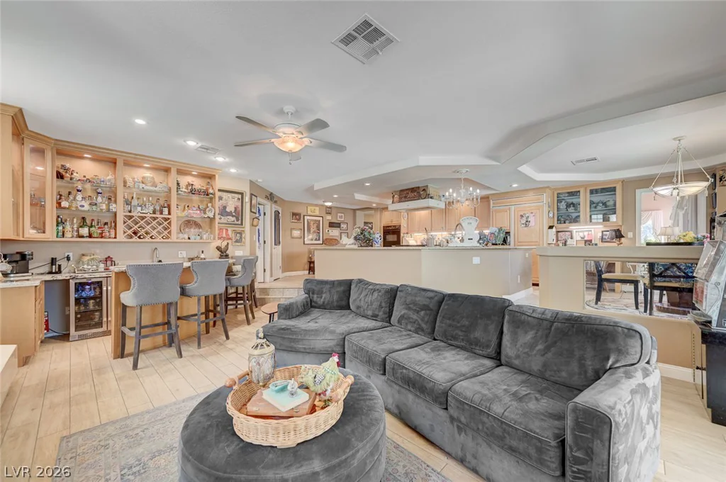 3849 Cranbrook Hill, Las Vegas, NV 89129