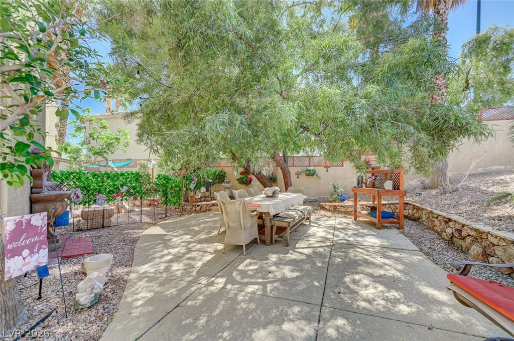 3849 Cranbrook Hill, Las Vegas, NV 89129