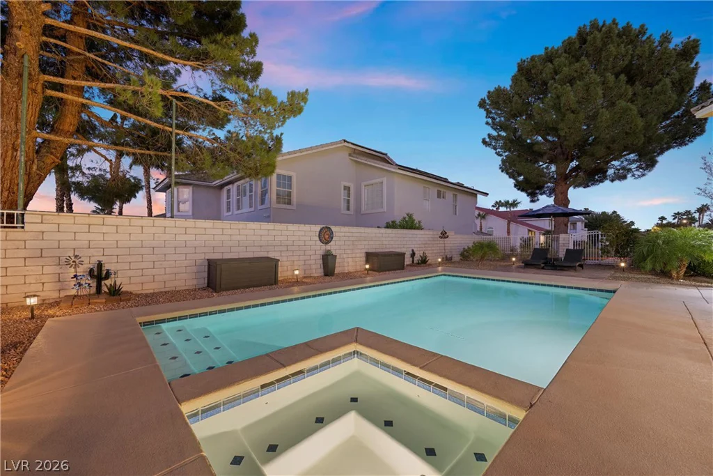 2498 Ram Crossing, Henderson, NV 89074